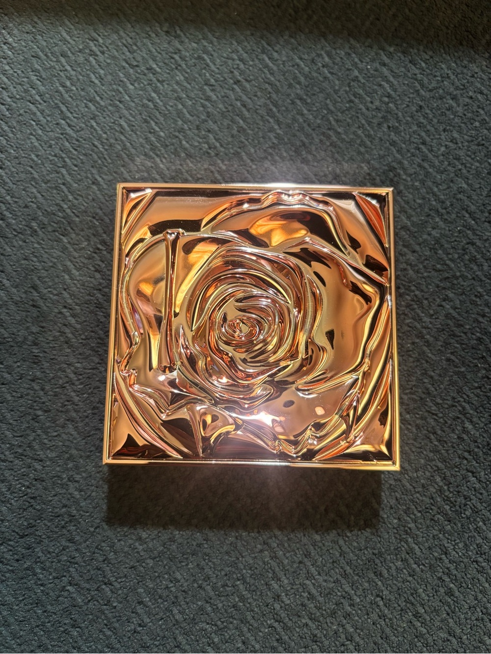 Smashbox + Vlada Petal Metal Highlighter Rosemantic (New without original box)